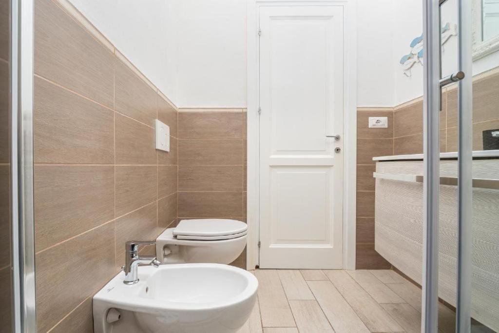Bellissimo Appartamento Con Veranda Privata Al Centro Di Porto Rotondo Exterior photo